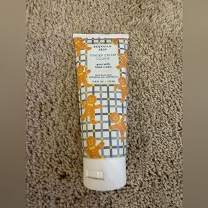 Beekman 1802 Ginger Cream Cookie Goat Milk Hand Cream - Orange and White Design